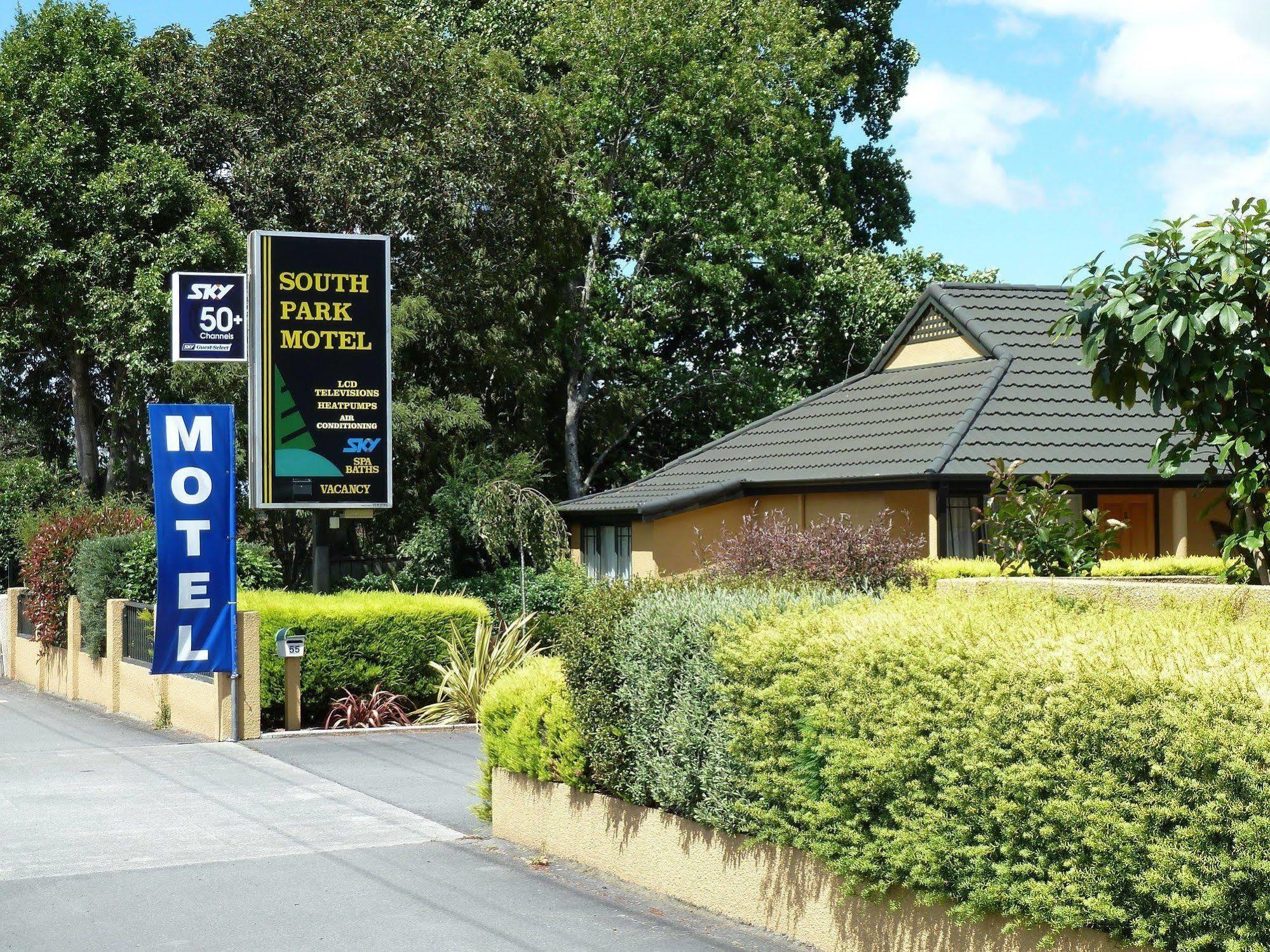 South Park Motel Masterton Eksteriør bilde