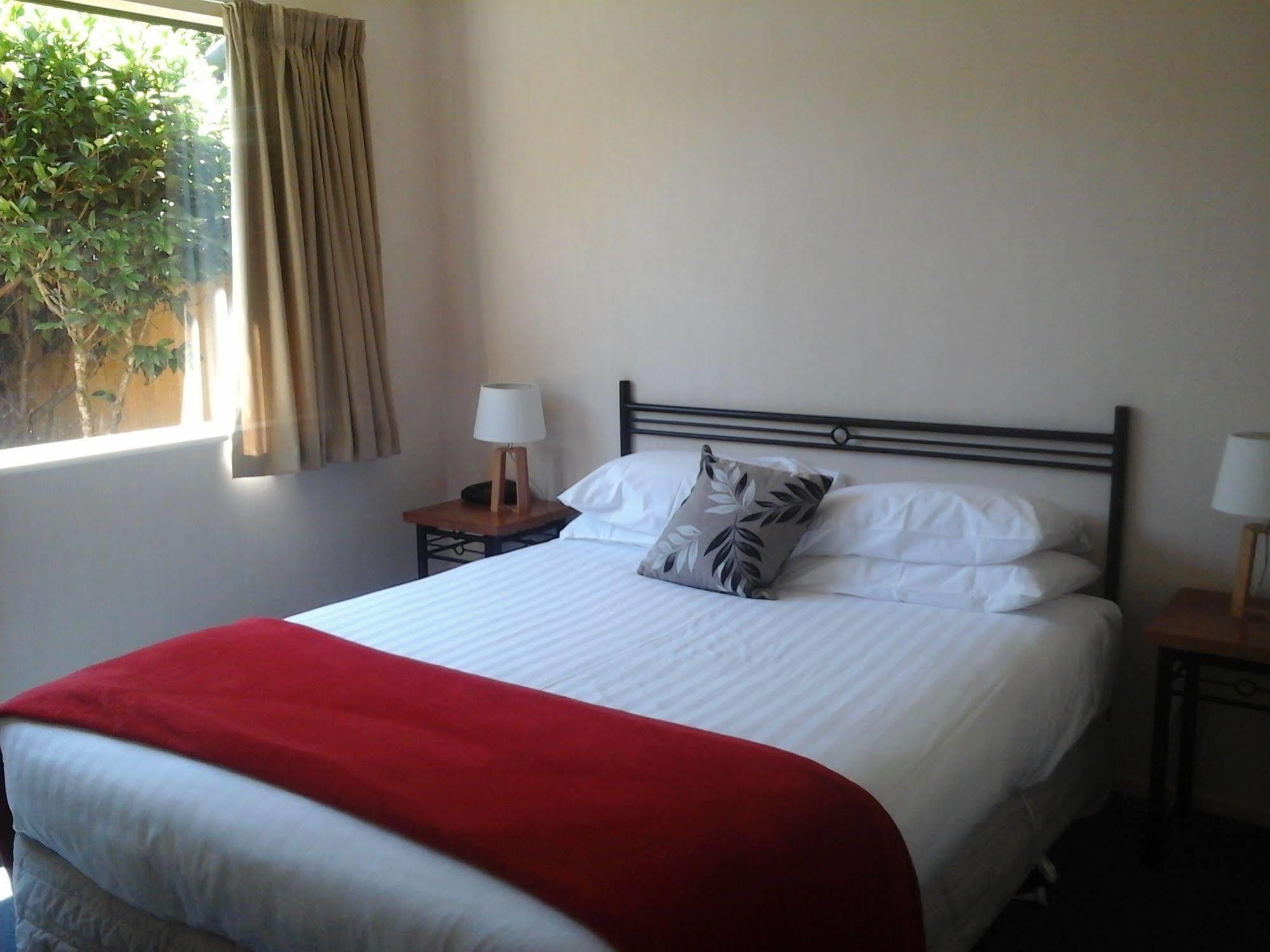 South Park Motel Masterton Eksteriør bilde