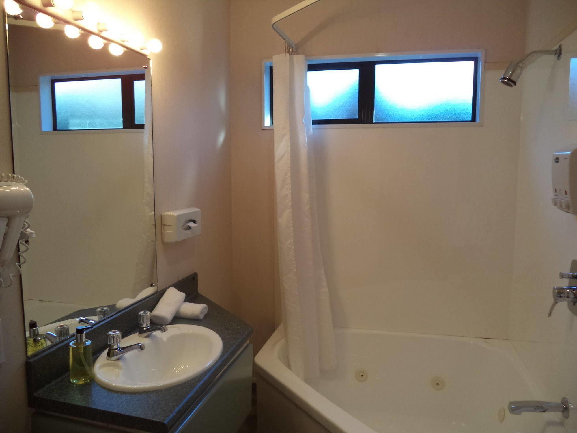 South Park Motel Masterton Eksteriør bilde
